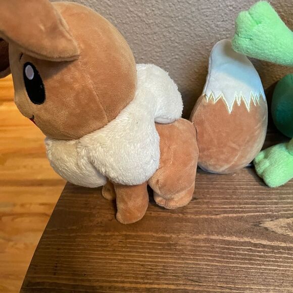 Pokemon EeVee and Treecko Plush Animals - Picture 3 of 11